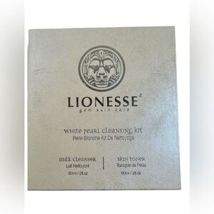 NIB Lionesse Gem Skin Care White Pearl Facial Cleansing Kit Milk Cleanser/Toner